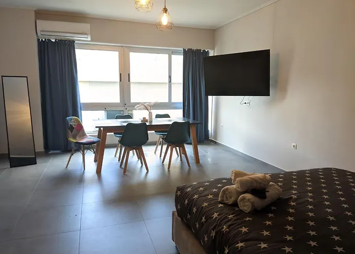 Ermou Downtown Suites By Urban Retreat